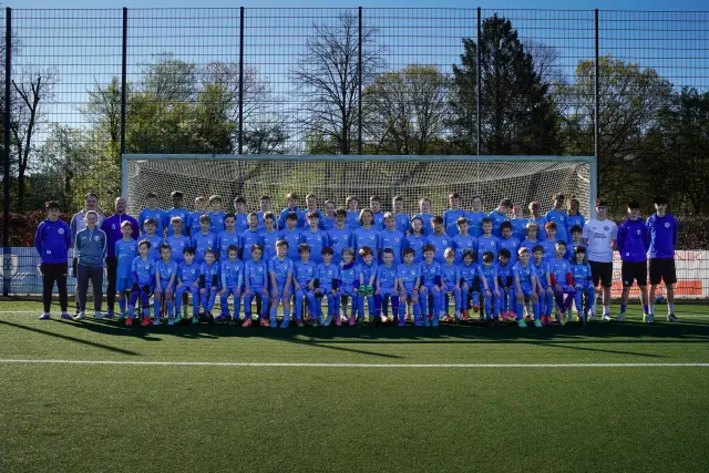 Adler-Fußballcamps