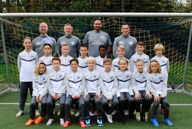 U10 I bedankt sich bei Sponsor Obladen