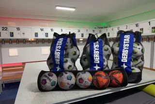 Neue Trainingsausrüstung für 1. Herren